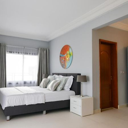 Atlantic Luxury Apartments Bakau Luaran gambar